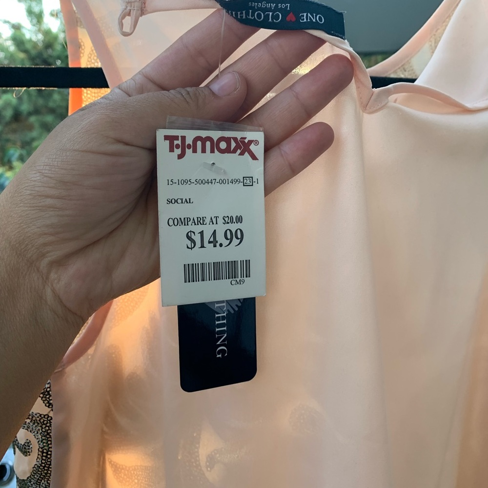 New - Picture 2 of 2